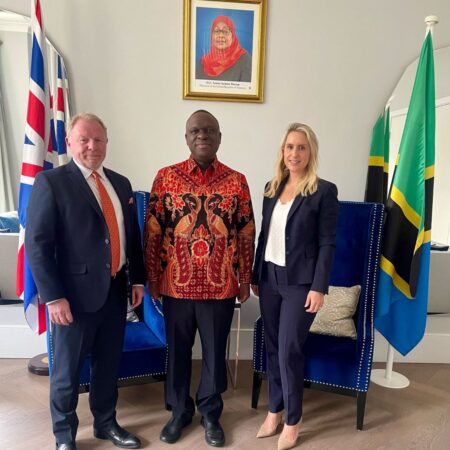 24.05.24 – Tanzania’s High Commissioner to the UK @MbelwaK recently met and held discussions with the our CEO of HE1 Lorna Blaisse and Finance and Commercial Director, Graham Jacobs. 

A great opportunity to meet with and talk about future plans for our Southern Rukwa project.